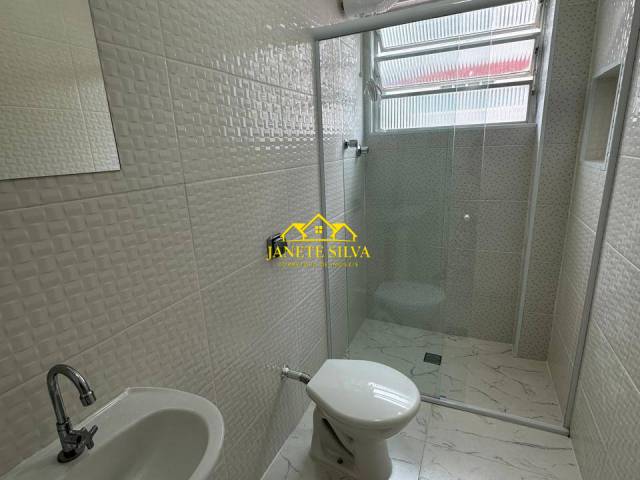 Sala Living para Venda em São Vicente - 4