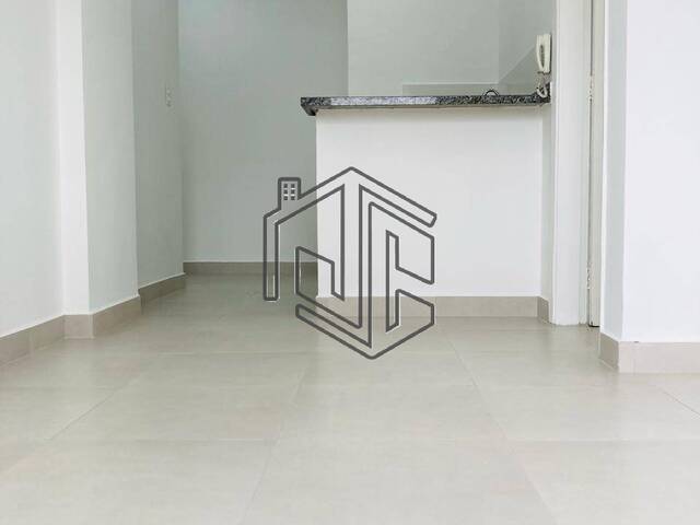 #AP0039 - Apartamento para Venda em Santos - SP - 2