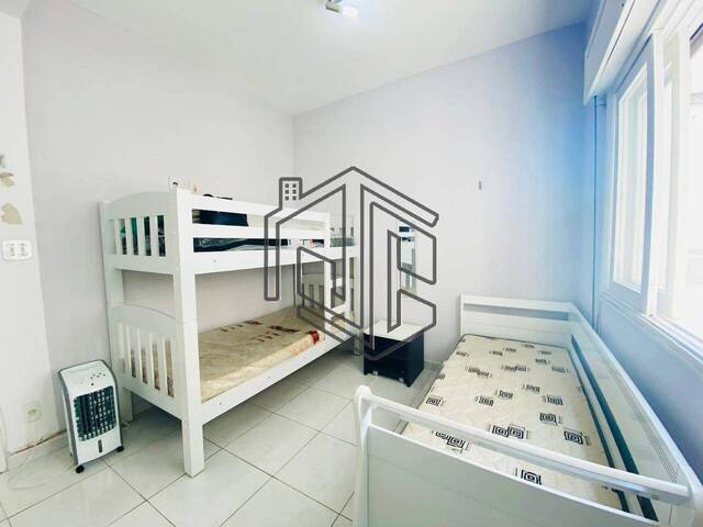 Apartamento para Venda em Santos - 4