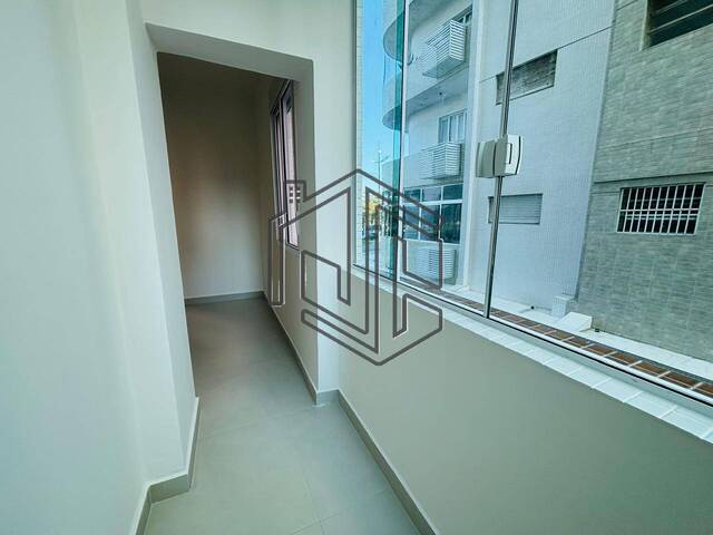 #AP0117 - Apartamento para Venda em Santos - SP