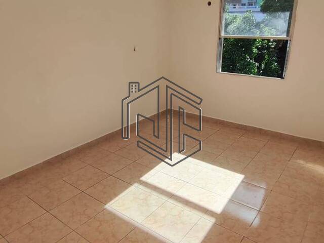 Venda em Boqueirão - Praia Grande