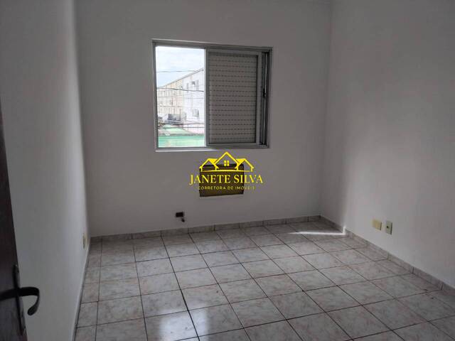 Apartamento para Venda em São Vicente - 4