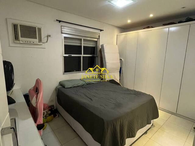 Apartamento para Venda em São Vicente - 2