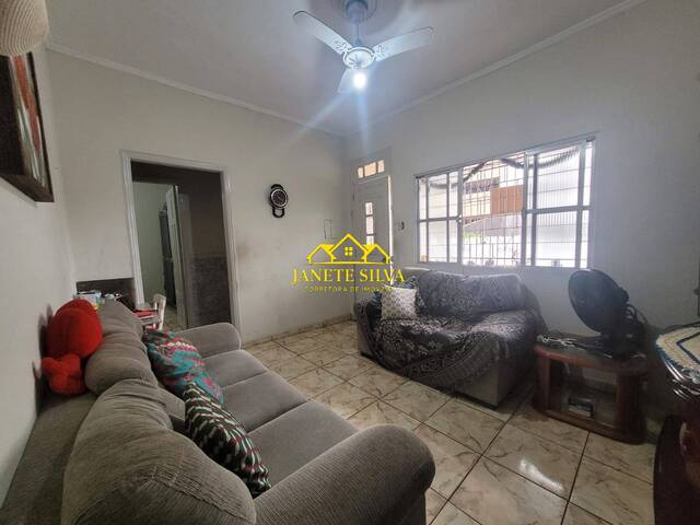 Casa para Venda em São Vicente - 3